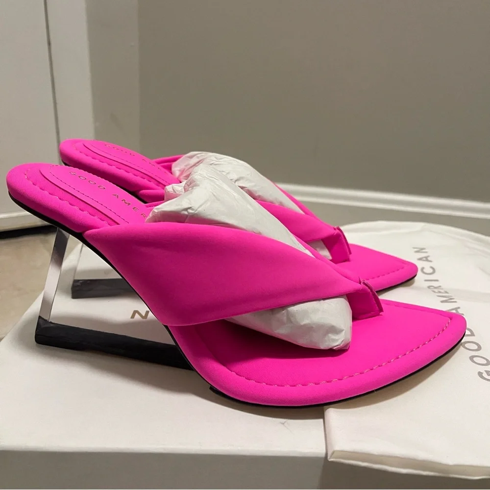 Good American Cinder-f*king-rella Thong Wedges Hot Pink